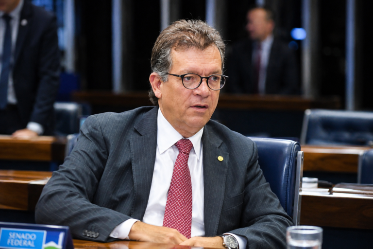 Projeto para idosos recoloca Laércio Oliveira no centro do debate político em Sergipe